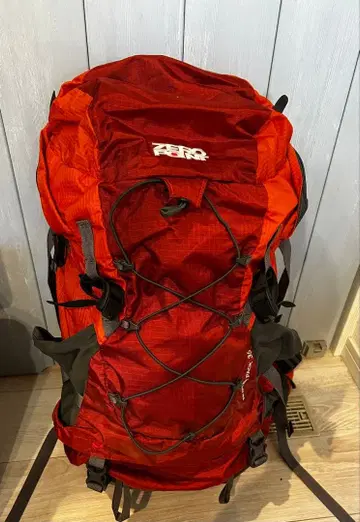 mont-bell ZERO POINT NUPURI PACK 35