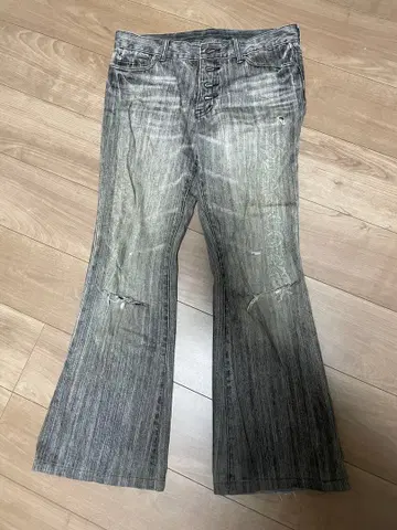 토네이도 마트 플레어 데님