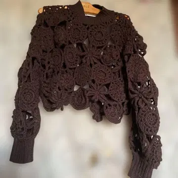 ZARA 보타니컬 크로셰 니트