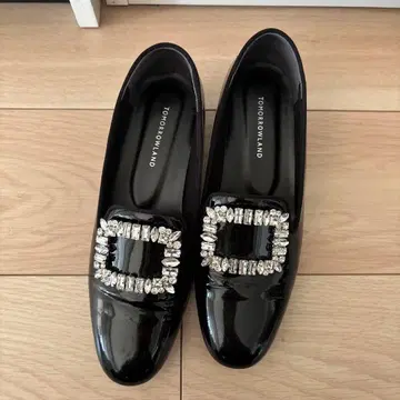 [ 새상품급 ] 피피시크 비쥬 오페라 로퍼 투모로우랜드 펌프스 에나멜