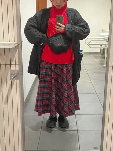 90s 빈티지 타탄 체크 레드 A라인 스커트 구제 의류