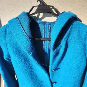 갸라르다 가란테 후드 부착 울 코트