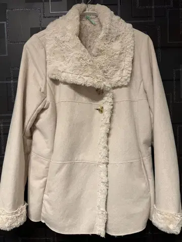 페이크 무스탕 자켓