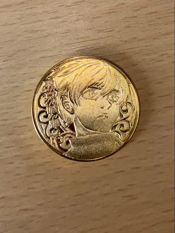 도쿄 구울 메달과 핀 배지