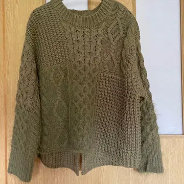 MURUA 케이블 니트 스웨터 F 사이즈 올리브