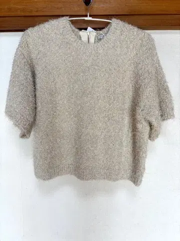 [ 새상품 ] Soclose 스파크 페더 니트 풀오버 LL 디노스