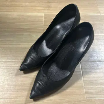 블랙 펌프스 23 EE 일본제