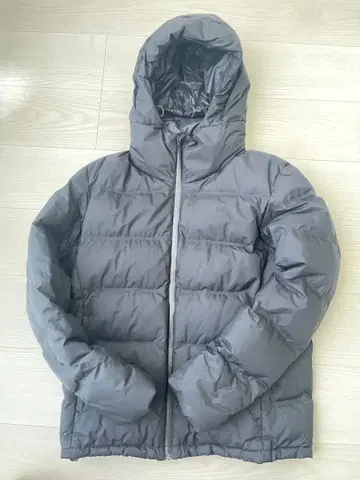 [ UNIQLO ] 심리스 다운 파카 (M)