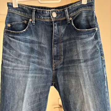 야눅 세미 플레어 26