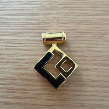 코란토테 목걸이 골드 블랙 탑