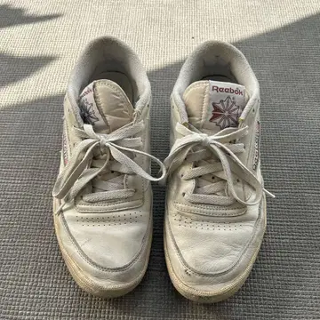 판매처 한정판 리복 CLUB C 85 VINTAGE