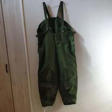 올리브 그린 서스펜더 포함 오버롤