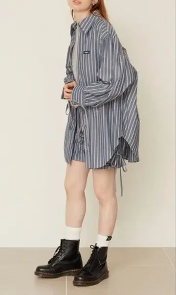 MILKFED. 오버사이즈 집업 리본 셔츠