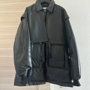 THINGS THAT MATTER 블랙 자켓