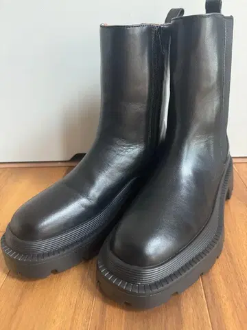 아틀리에 블루쥬 사이드 고어 부츠