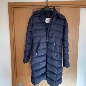 MONCLER 네이비 롱 다운 자켓