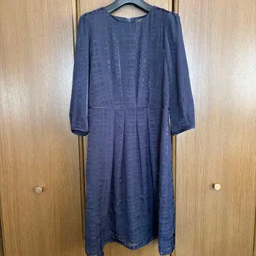 월드 Reflect 다크 네이비 체크 무늬 긴팔 원피스