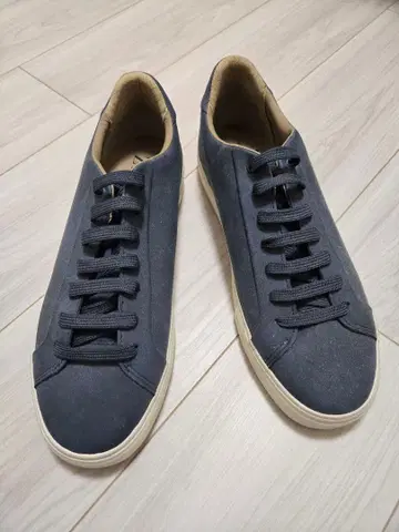 미사용품 ZARA 베이직 스니커즈 네이비