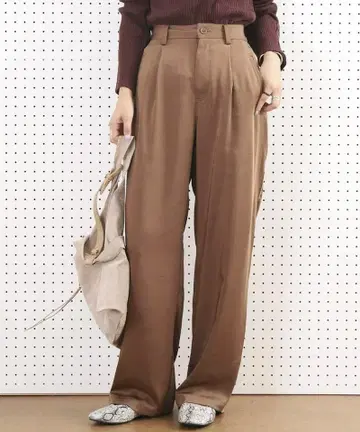 프릭스스토어 와이드 새틴 팬츠 택 포함 미사용품