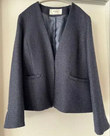 미사용 Melrose Claire 네이비 노카라 트위드 자켓
