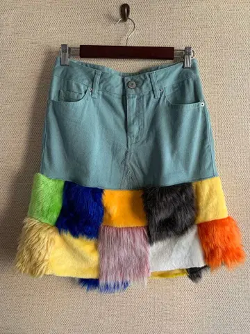 인조 모피 패치워크 미니 스커트 / 구제 의류 리메이크 / 스트레치 데님