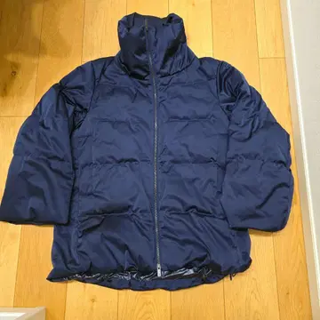 +j 볼륨 다운 자켓 유니클로 네이비 M 사이즈