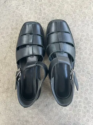 BEAUTY&YOUTH 구르카 샌들 38 블랙