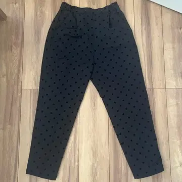 PICCINI 블랙 도트 무늬 슬랙스 M 사이즈