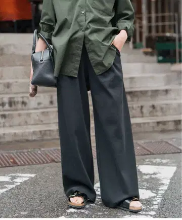 Spick & Span 턱 리브 팬츠 블랙