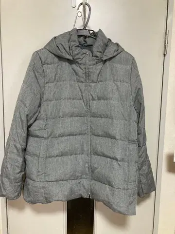 K 후드 부착 그레이 다운 자켓 2way 카라 탈부착 가능