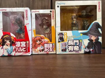 스즈미야 하루히의 우울 피규어 3체 세트