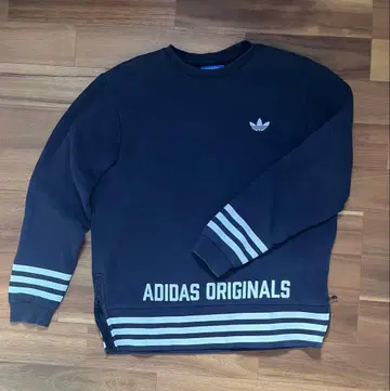 adidas 맨투맨 XXL 사이즈