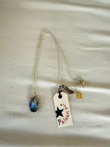 palnart poc 파르나토팍 벚꽃 비 목걸이