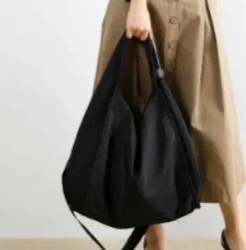 나일론 숄더백 블랙