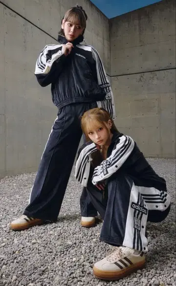 adidas 블레이크W ADIBREAK VELOUR TP 팬츠