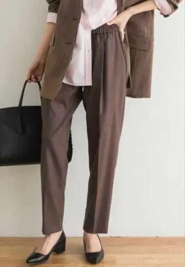 새상품 URBAN RESEARCH 이지 팬츠