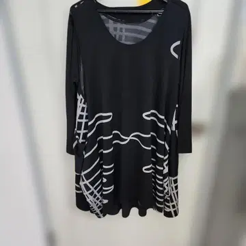 그래픽 프린트 7부 소매 A라인 튜닉