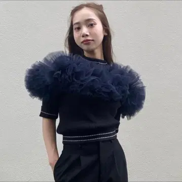 새상품급 Bibiy. 지젤 튤 니트