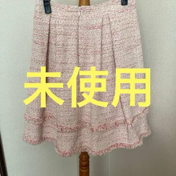 미사용 프랑코 페라로 무릎 기장 스커트 트위드 핑크