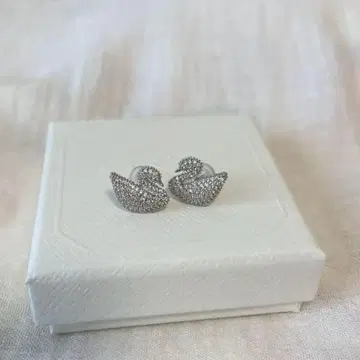 Swarovski 스와로브스키 백조 귀걸이