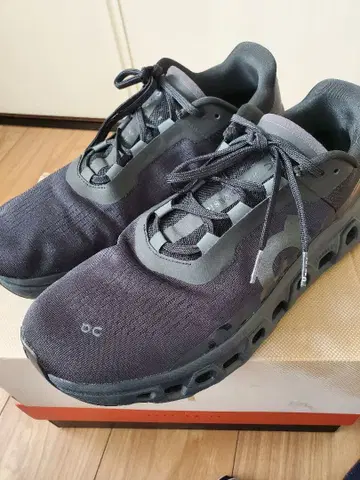 On Cloudmonster black 스니커즈