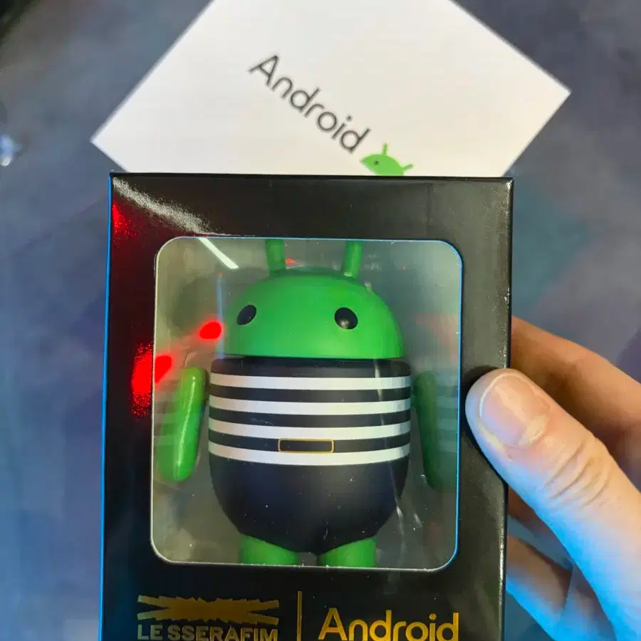 Le Sserafim Android Figure (Chaewon) | Bunjang Global