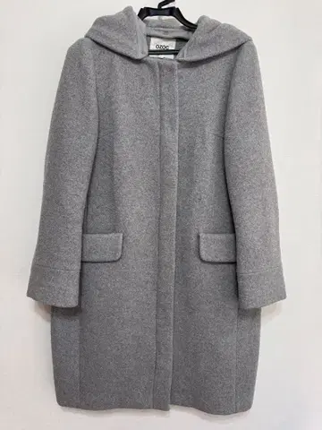 새상품급 그레이 탈부착 가능한 후드 부착 울 코트