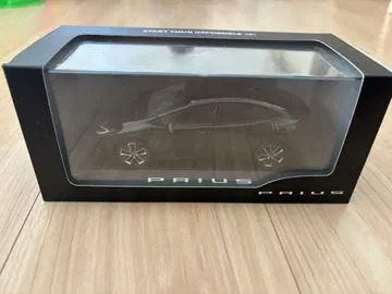 도요타 프리우스 90계 1/30 색감 견본 218 애티튜드 블랙 마이카