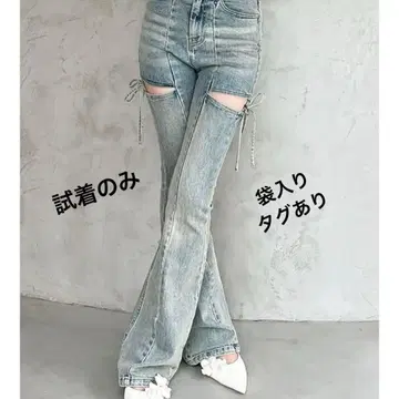 RESEXXY 컷 아웃 리본 데님 팬츠