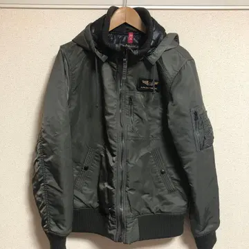 새상품급 ALPHA INDUSTRIES MA-1 플라이트 자켓 L 사이즈