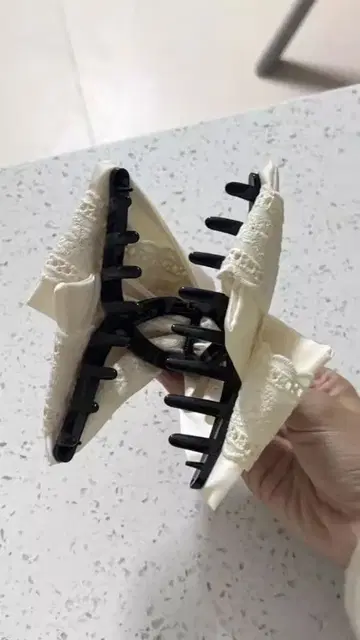 아이보리 레이스 클로 클로 리본 헤어핀