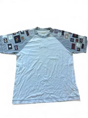 칼 헬멧 패치워크 티셔츠