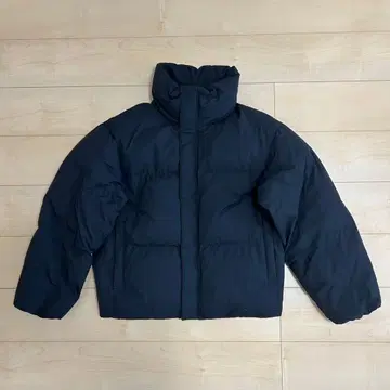 유니클로 U 패디드 볼륨 자켓 다운 자켓