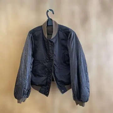 카프리슈 레마쥬 네이비 카키 MA-1 다운 자켓! 리버서블